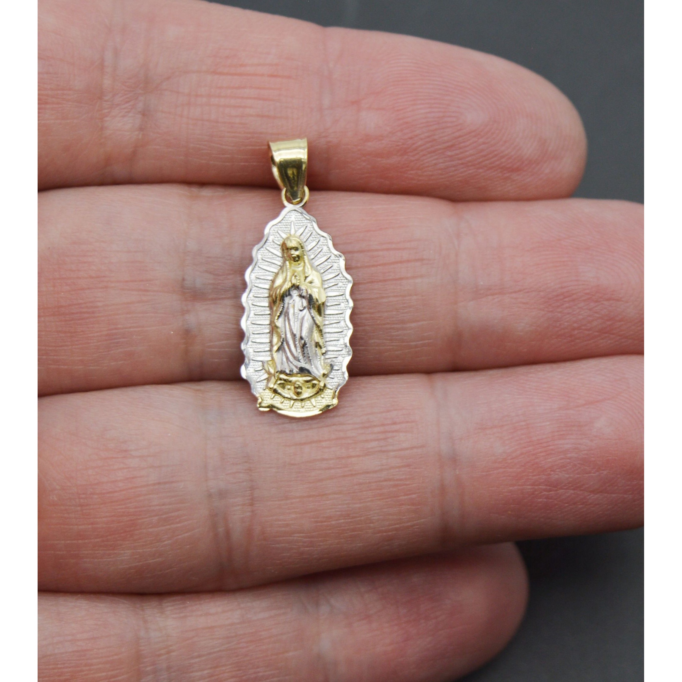 Real 10k Yellow-White Gold Lady Guadalupe Virgin Mary Medallion Pendant 10gr 151$